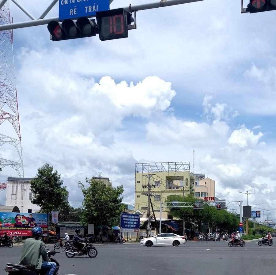 Khach San Anh Sang Hotel Can Tho Luaran gambar